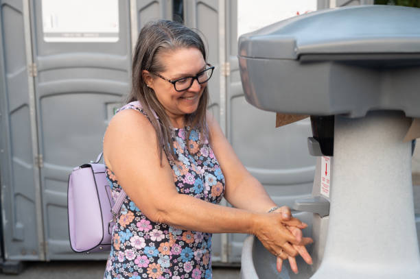 Best Wedding porta potty rental  in Niagara, WI